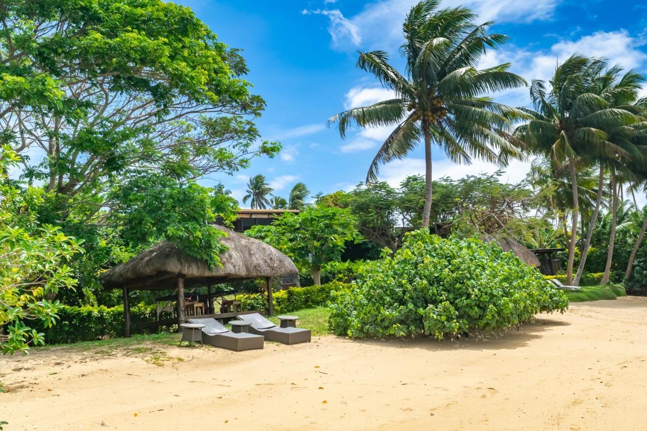 Coconut Grove Beachfront Cottages Matei Exterior photo